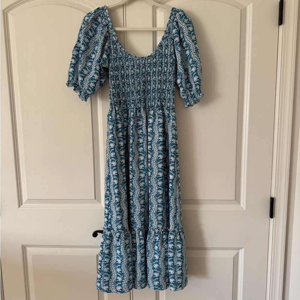 Hill House Crepe Louisa Trailing Vine Blue Midi Dress